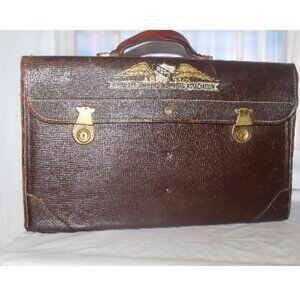 Vintage 30s 40's AOPA Army Pilot Cowhide Flight Cowhide Hardside Suitcase Rare